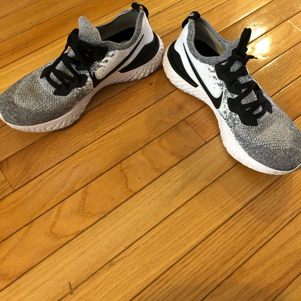 Nike epic react flyknit 2 men’s size 11.5